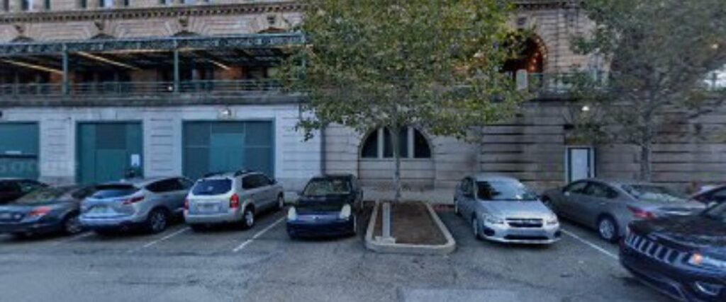 Parking at Pittsburgh Amtrak Station