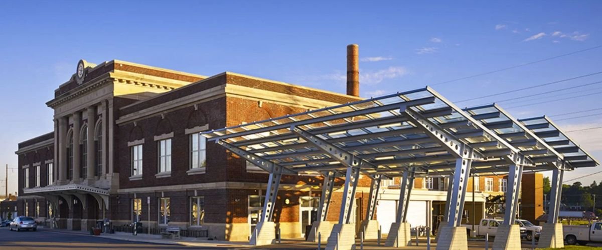 Lancaster Amtrak Station Parking (LNC)