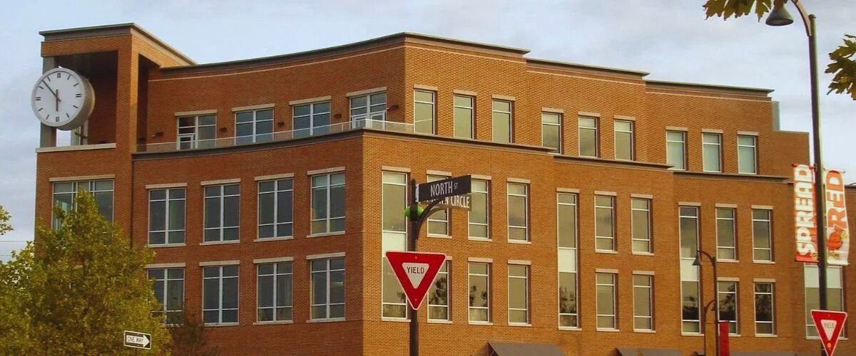 Amtrak Normal Office