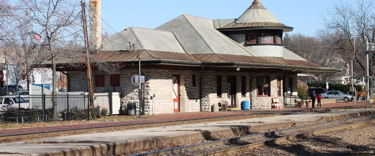 Kirkwood Amtrak Station (KWD)